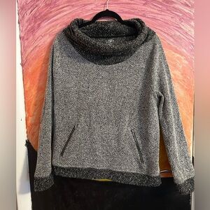 Ann Taylor LOFT Black and White Knit Sweater